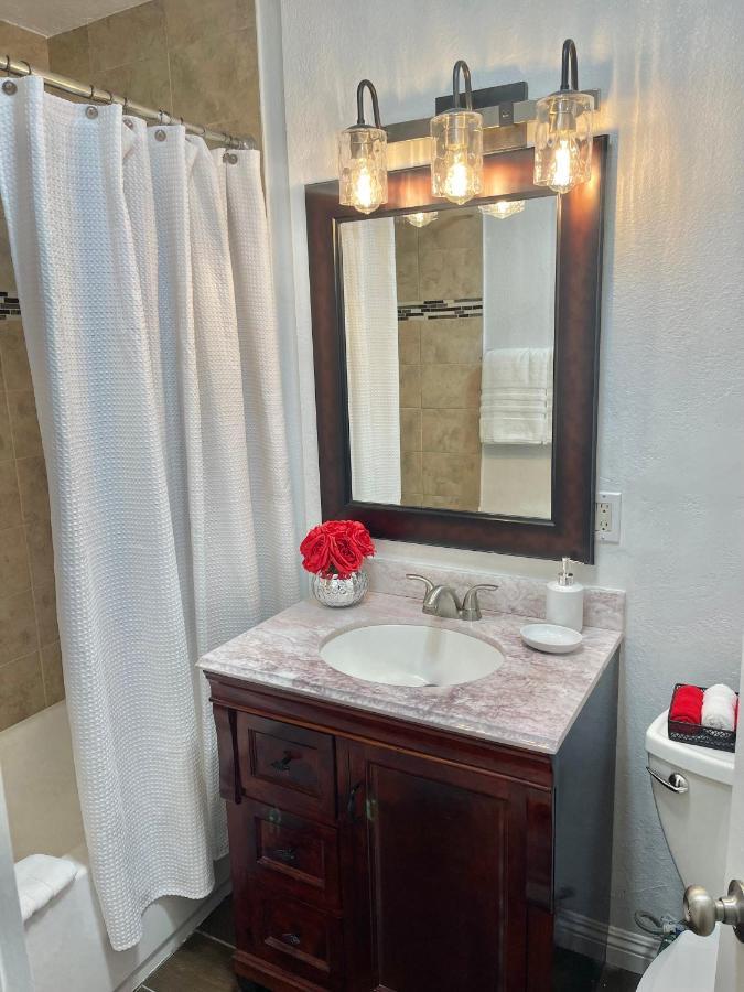 “Beautifull Cozy Studio…With Private Entrance” Λας Βέγκας Εξωτερικό φωτογραφία