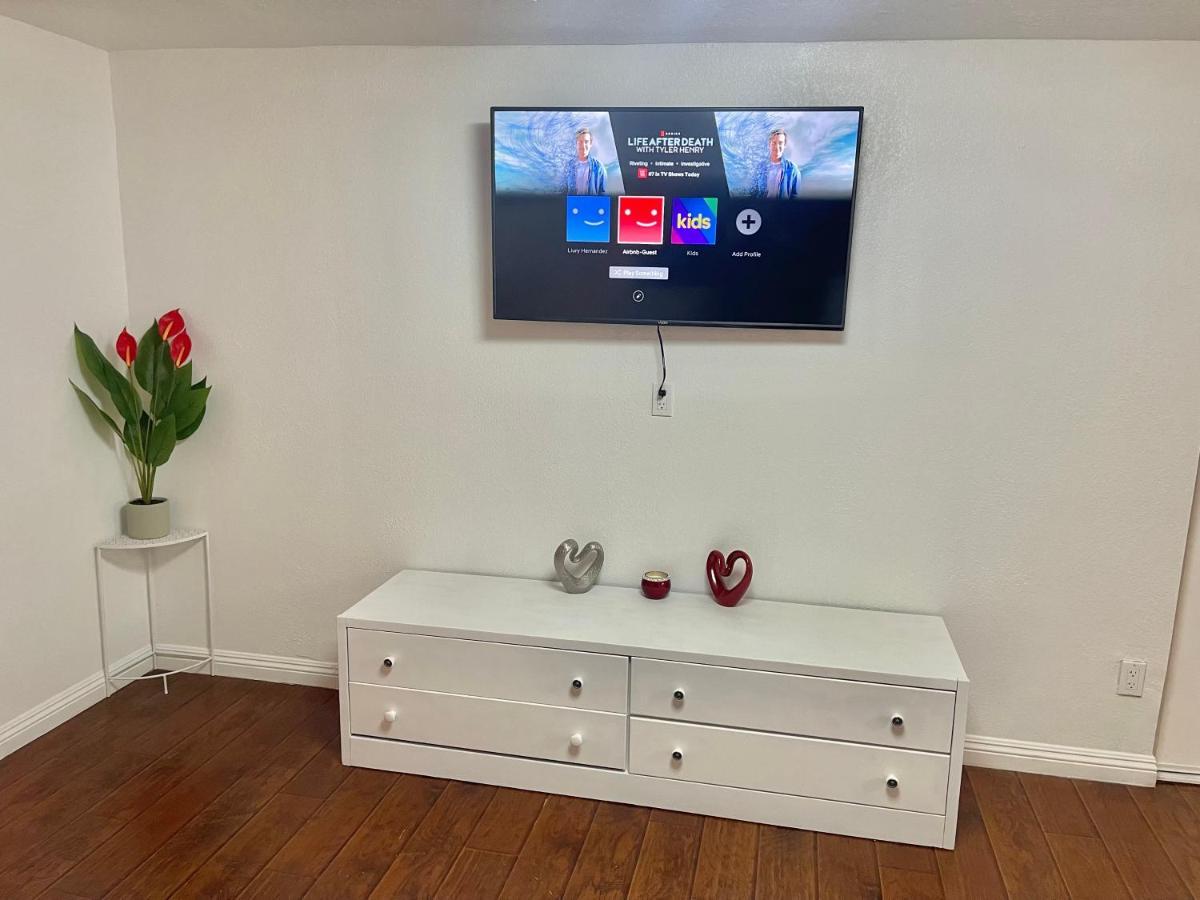 “Beautifull Cozy Studio…With Private Entrance” Λας Βέγκας Εξωτερικό φωτογραφία